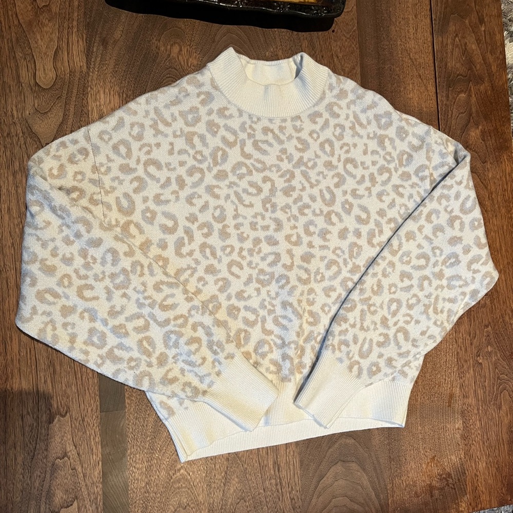Abercrombie & Fitch - super cozy womens sweater